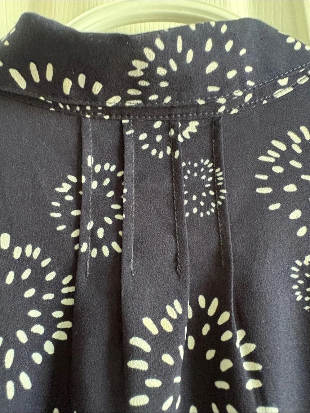 CAbi Navy Floral Burst Sleeveless Button-Front Shell - Picture 4 of 4